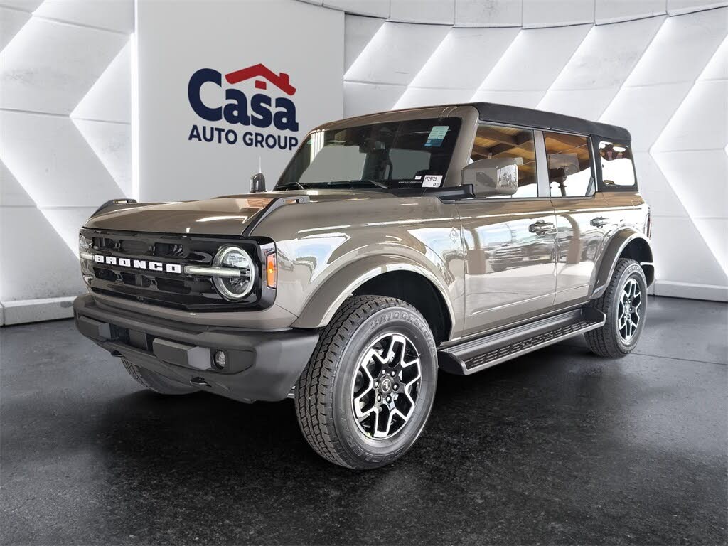 2025 Ford Bronco Outer Banks 4-Door 4WD