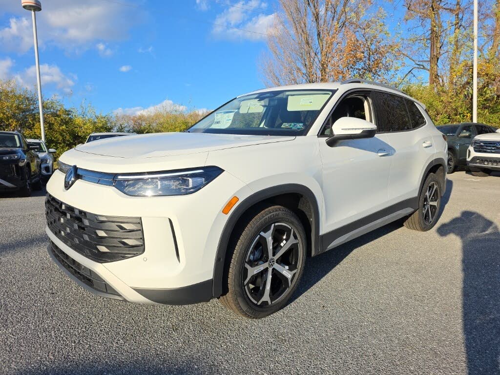 2026 Volkswagen Tiguan SE 4Motion