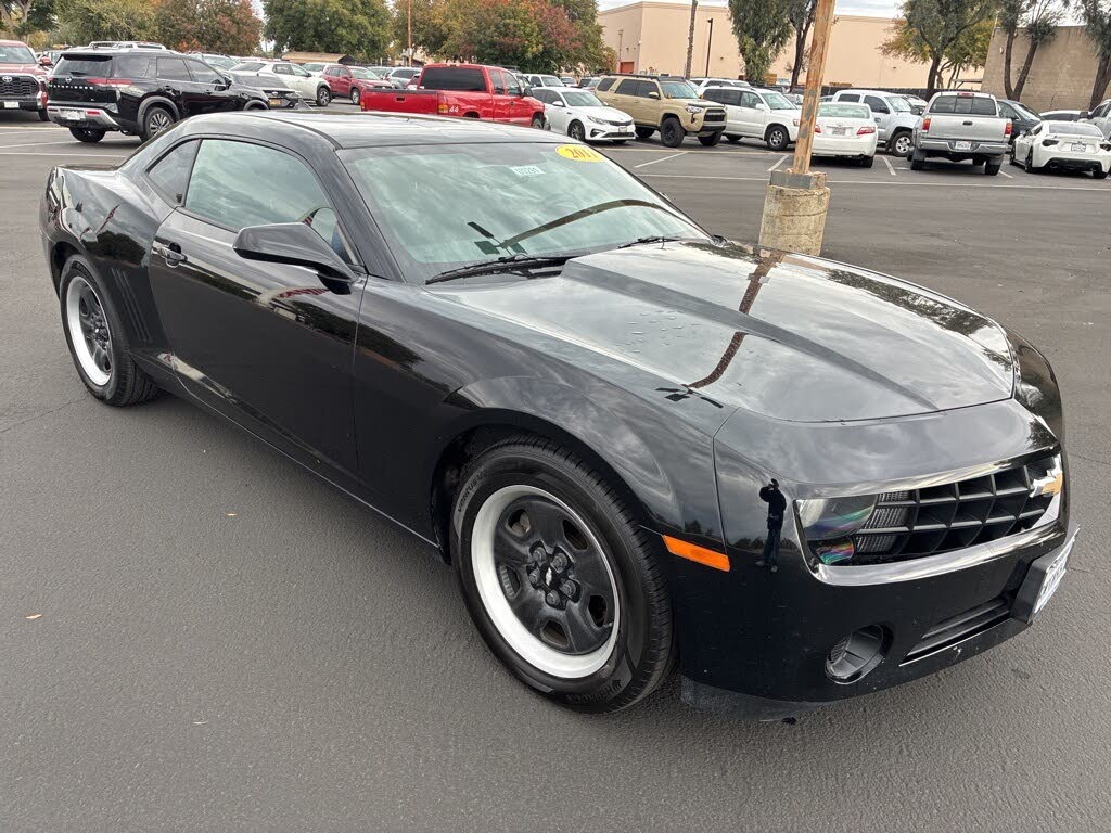 2011 Chevrolet Camaro 1LS Coupe RWD