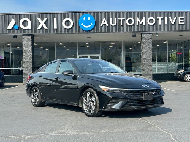 2024 Hyundai Elantra Limited FWD