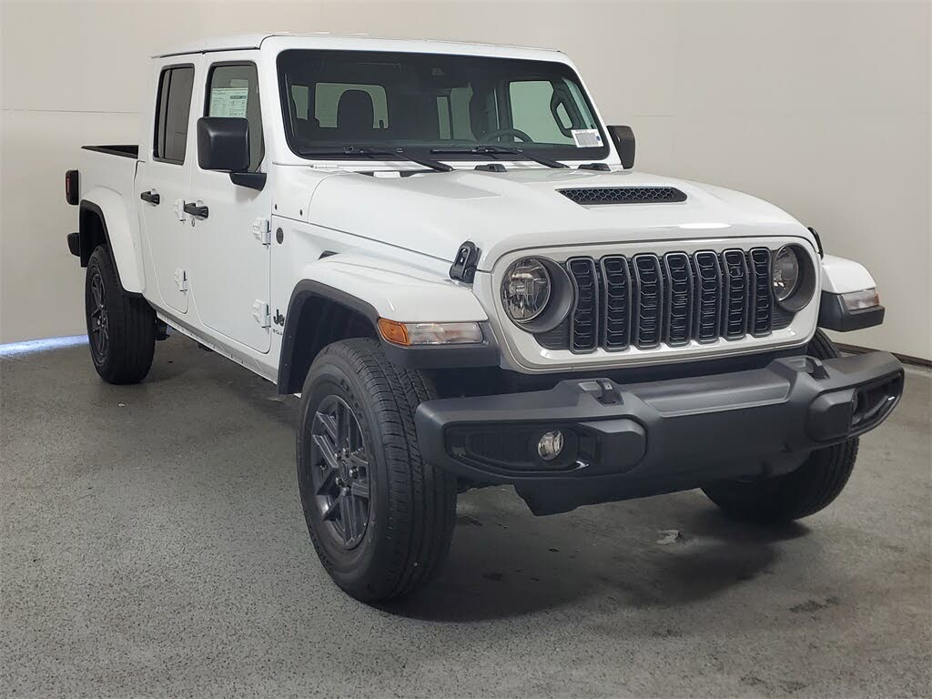 2025 Jeep Gladiator Sport S Crew Cab 4WD