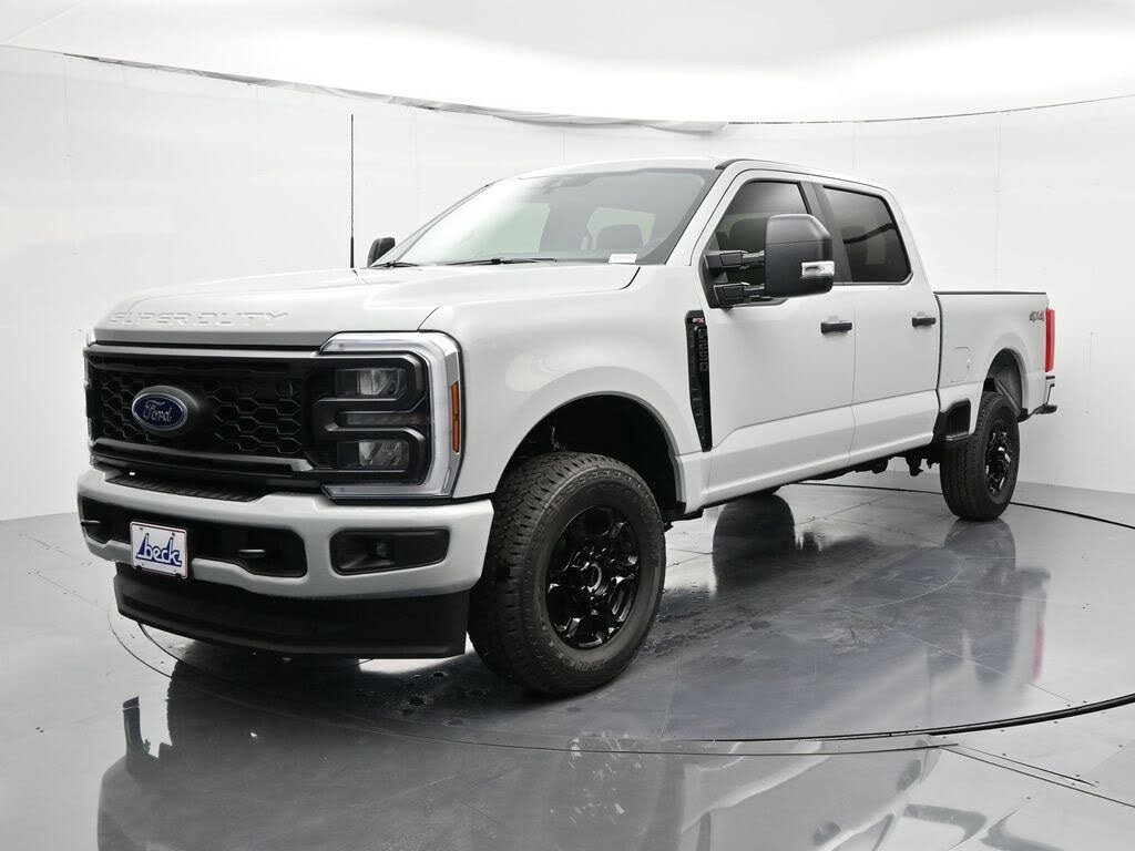 2026 Ford F-250 Super Duty XL Crew Cab 4WD