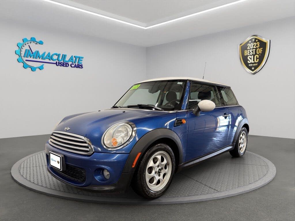 2013 MINI Cooper Hatchback FWD