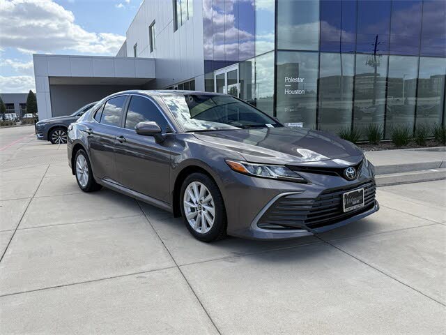 2022 Toyota Camry LE FWD
