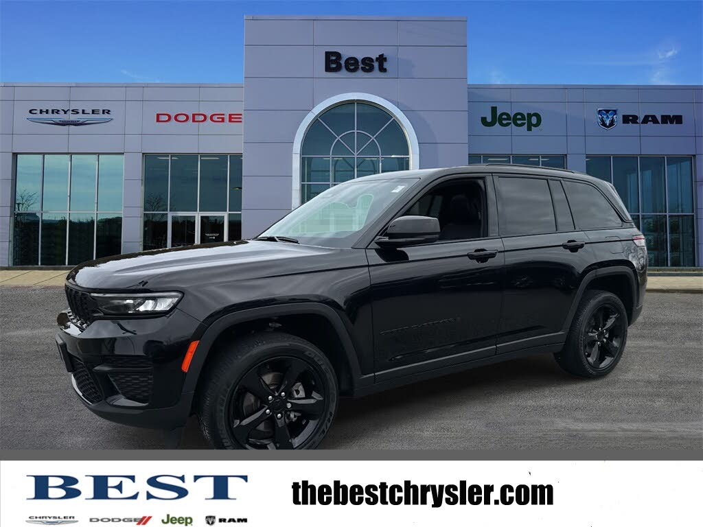 2023 Jeep Grand Cherokee Altitude 4WD