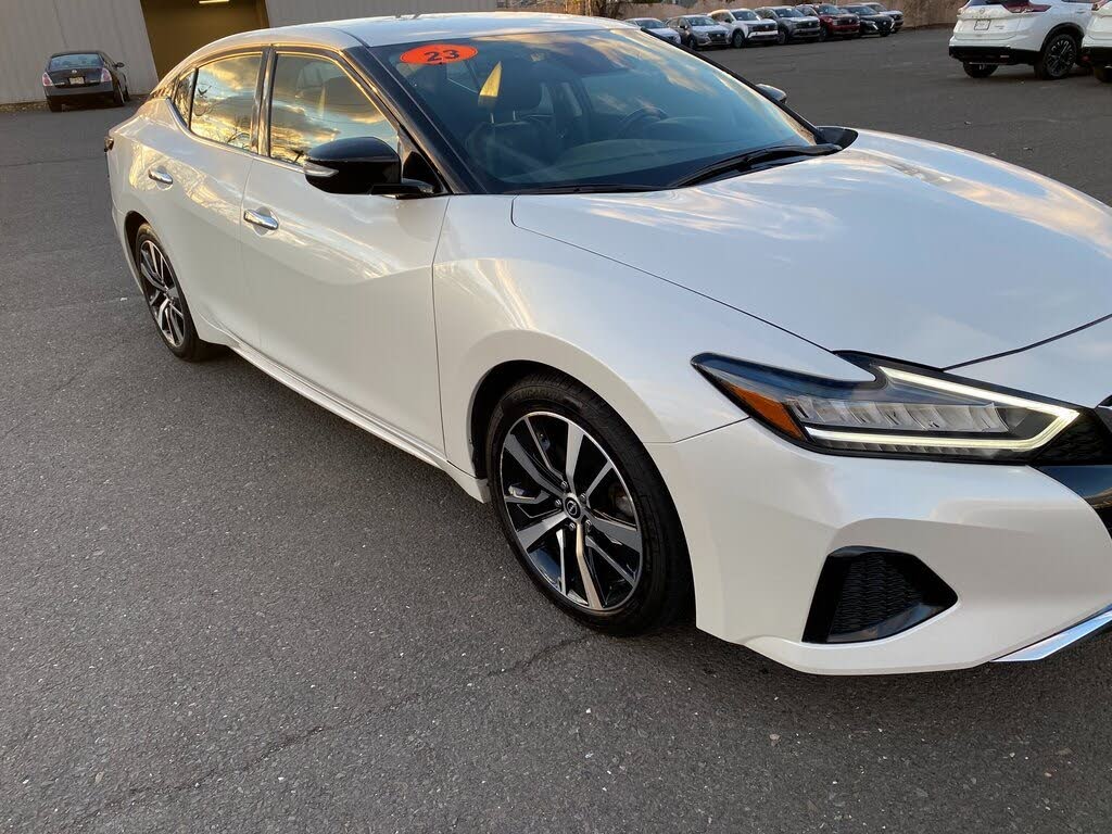 2023 Nissan Maxima SV FWD
