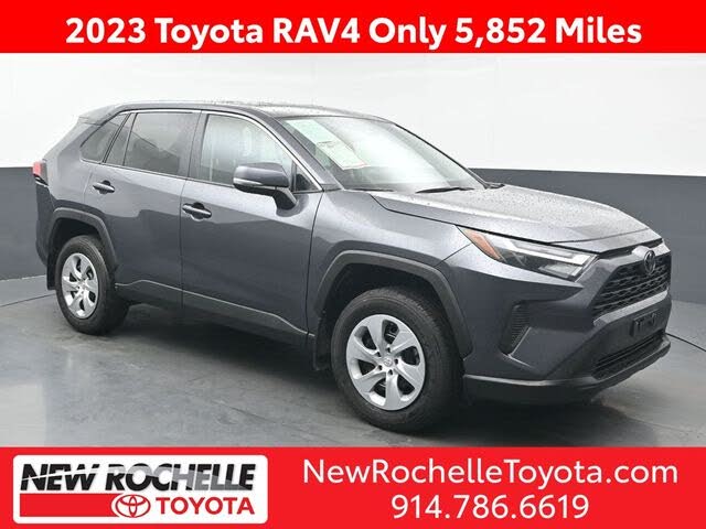 2023 Toyota RAV4 LE AWD