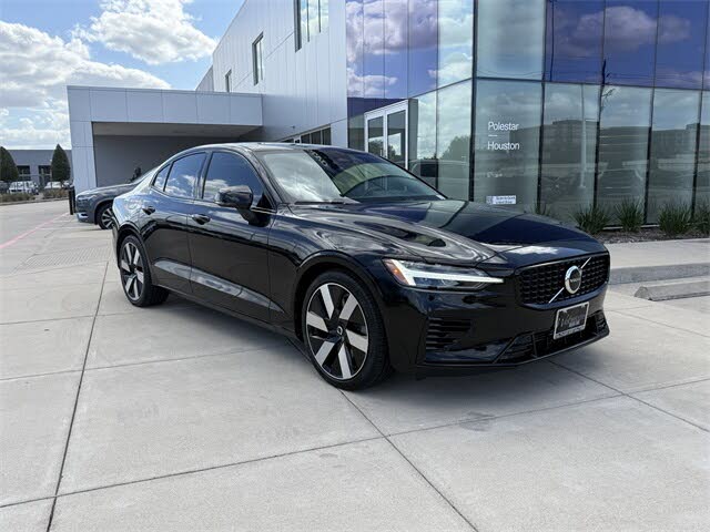 2024 Volvo S60 Recharge T8 Core Dark Theme eAWD