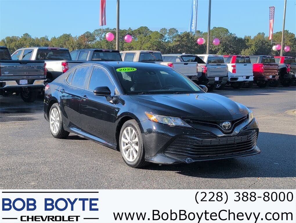 2020 Toyota Camry LE FWD