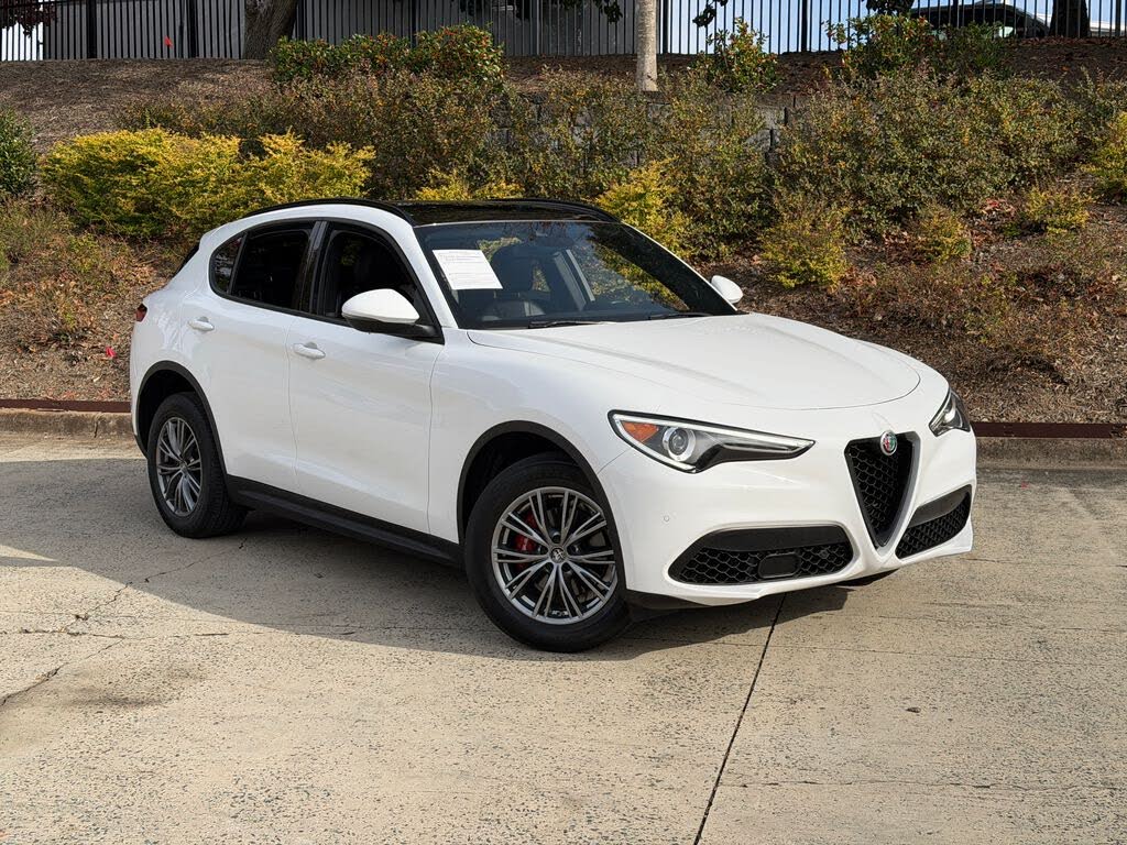 2022 Alfa Romeo Stelvio Sprint AWD
