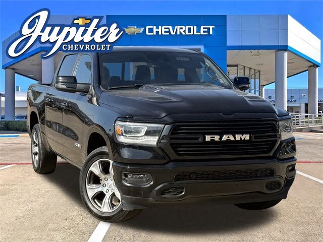 2023 RAM 1500 Laramie Crew Cab 4WD