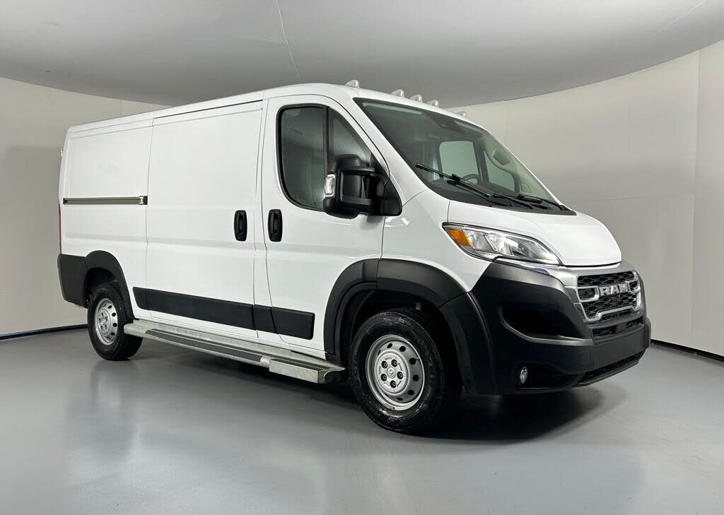 2023 RAM ProMaster 2500 136 Low Roof Cargo Van FWD