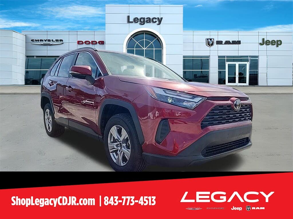 2024 Toyota RAV4 XLE FWD