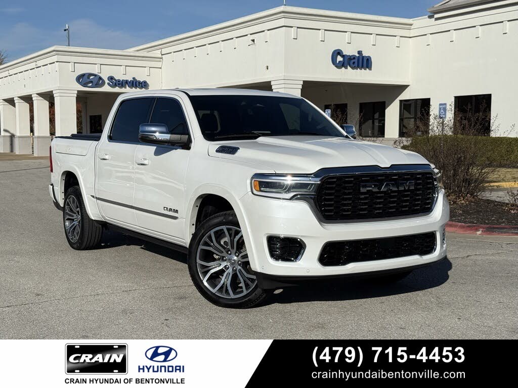 2025 RAM 1500 Tungsten Crew Cab 4WD