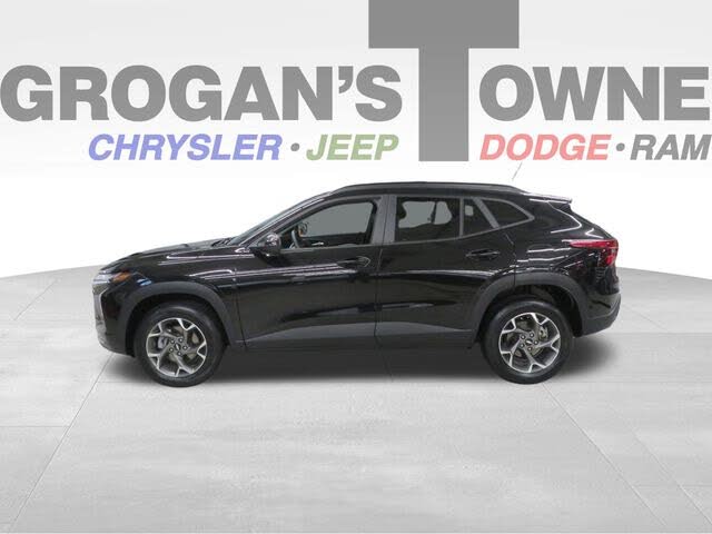 2024 Chevrolet Trax LT FWD