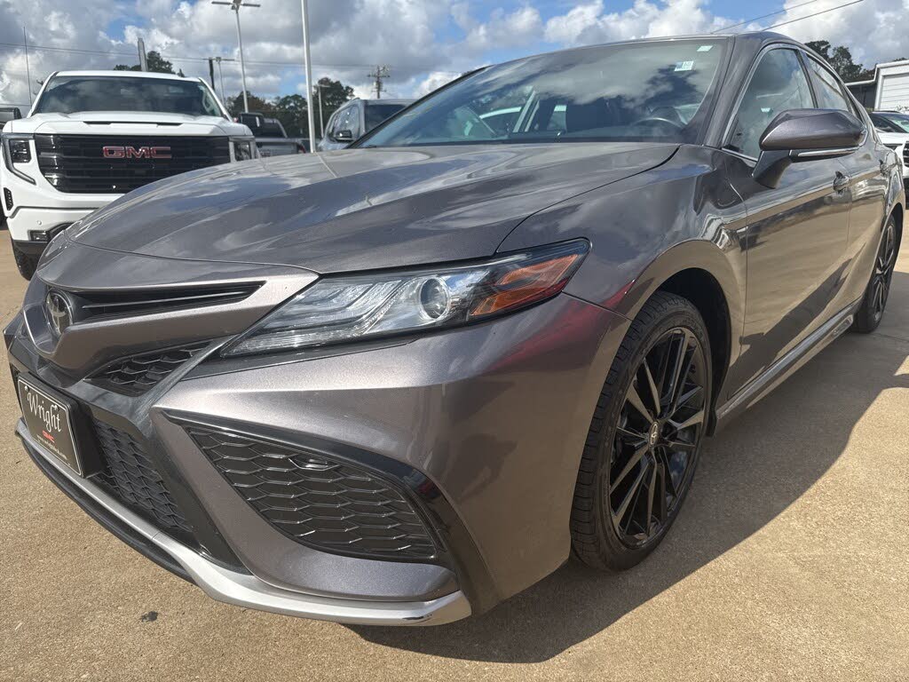 2024 Toyota Camry XSE FWD