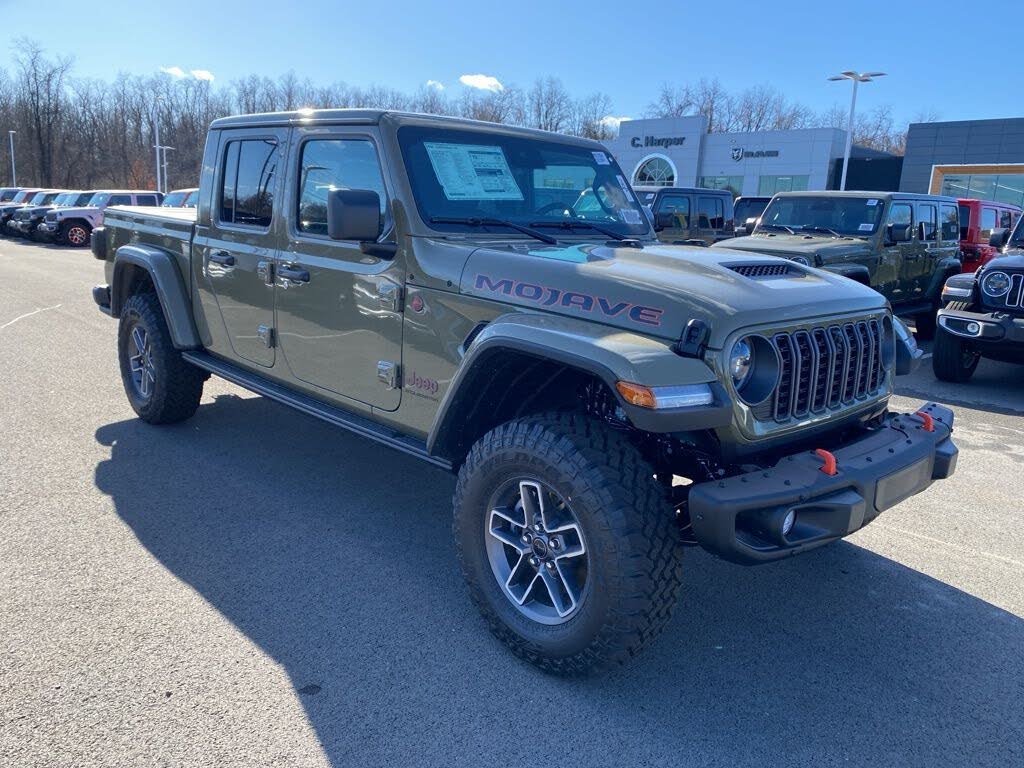 2025 Jeep Gladiator Mojave Crew Cab 4WD