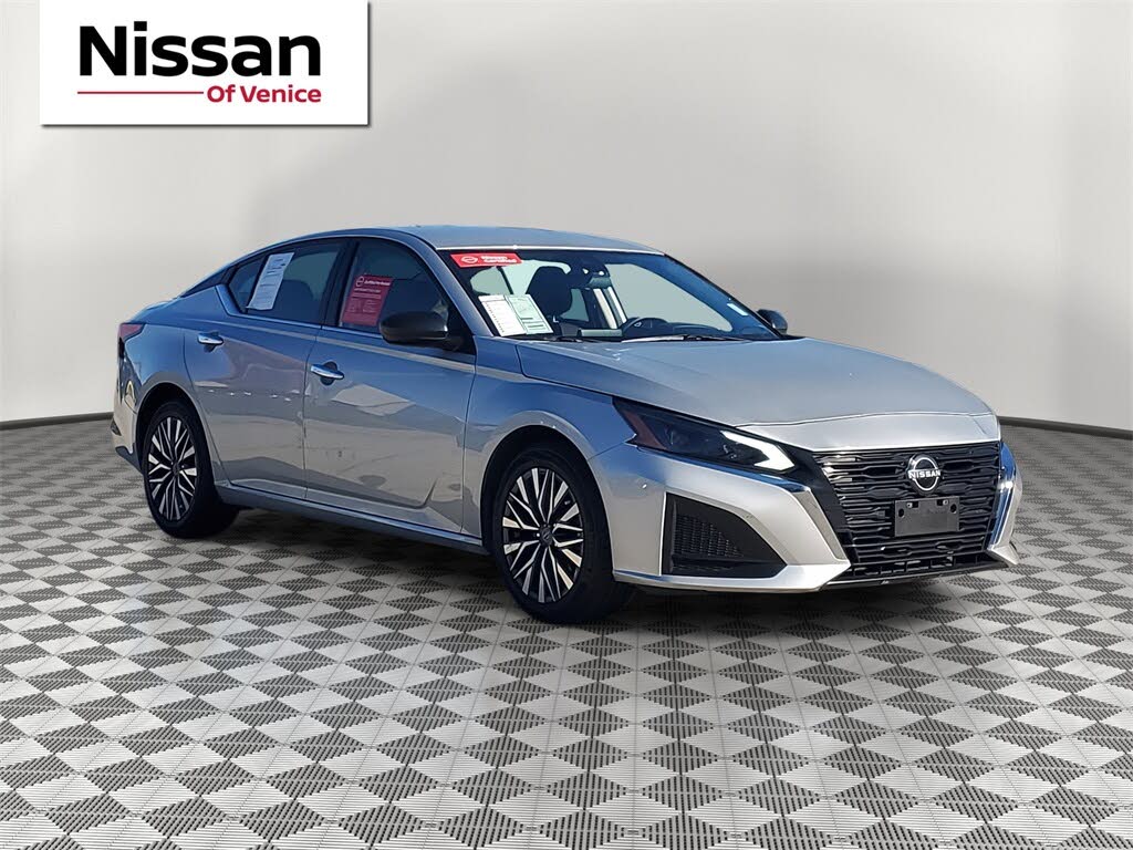 2024 Nissan Altima 2.5 SV FWD