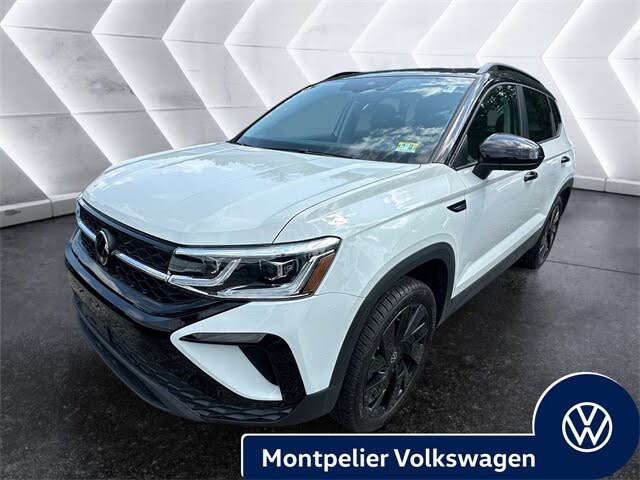 2024 Volkswagen Taos SE Black 4Motion