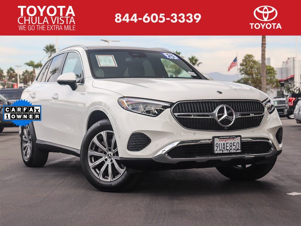 2025 Mercedes-Benz GLC 300 RWD