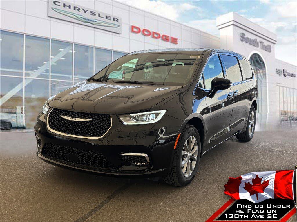 Chrysler Pacifica Select AWD 2026