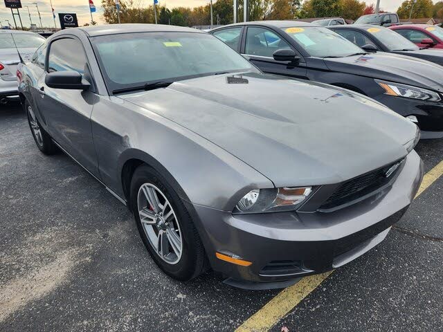 2011 Ford Mustang V6 Premium Coupe RWD
