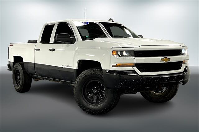 2018 Chevrolet Silverado 1500 Custom Double Cab 4WD