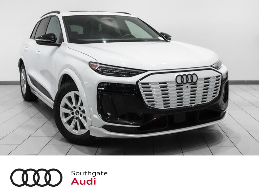 2025 Audi Q6 e-tron quattro Technik