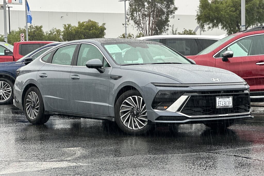 2025 Hyundai Sonata Hybrid Limited FWD