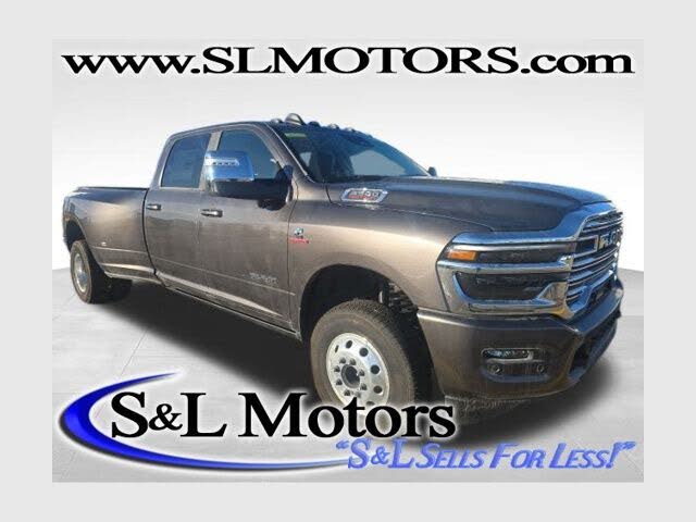 2026 RAM 3500 Laramie Crew Cab LB DRW 4WD