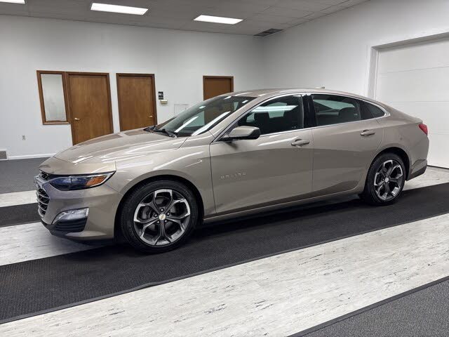 2023 Chevrolet Malibu LT with 1LT FWD