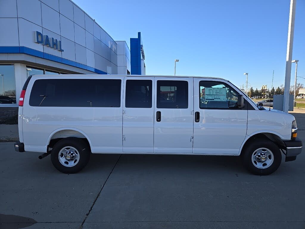 2025 Chevrolet Express 3500 LT Extended RWD