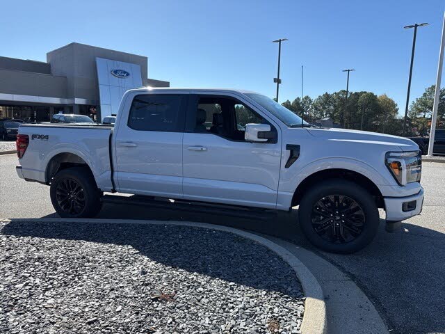 2025 Ford F-150 Lariat SuperCrew 4WD