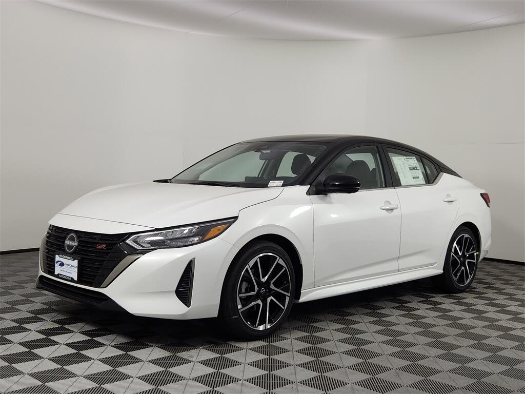 2025 Nissan Sentra SR FWD