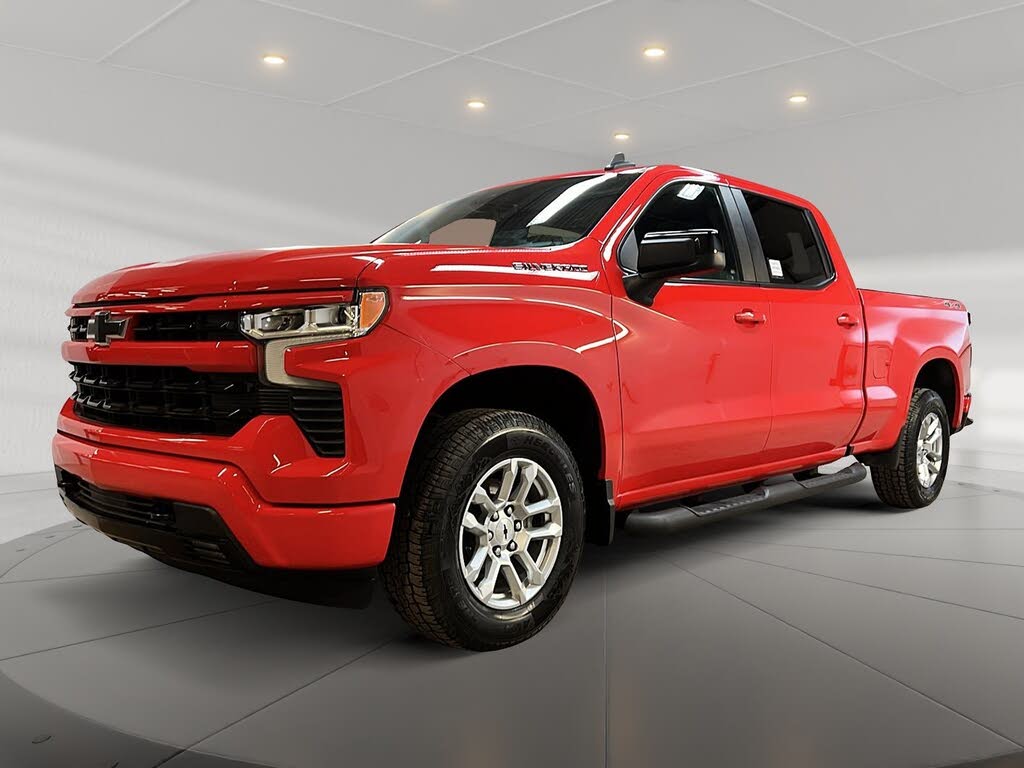 2022 Chevrolet Silverado 1500 RST Crew Cab 4WD