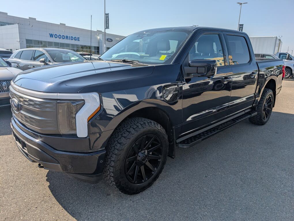 2023 Ford F-150 Lightning Lariat