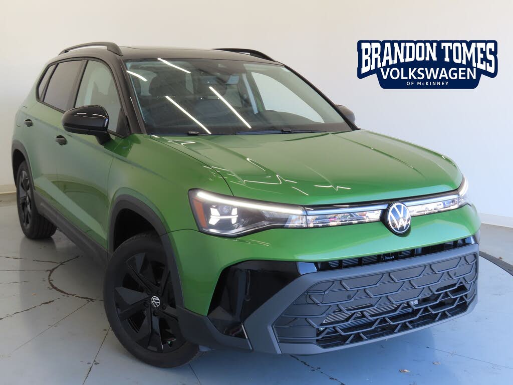 2026 Volkswagen Taos SE Black FWD