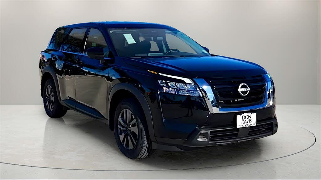 2025 Nissan Pathfinder S FWD