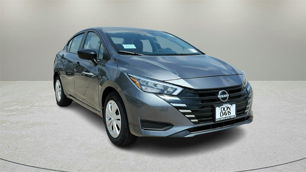 2025 Nissan Versa S FWD
