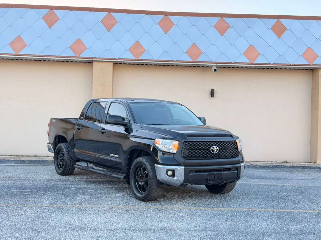 2016 Toyota Tundra SR5 CrewMax 4.6L