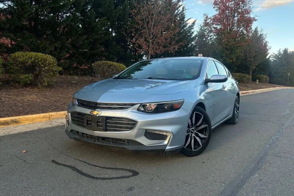 2017 Chevrolet Malibu LT FWD