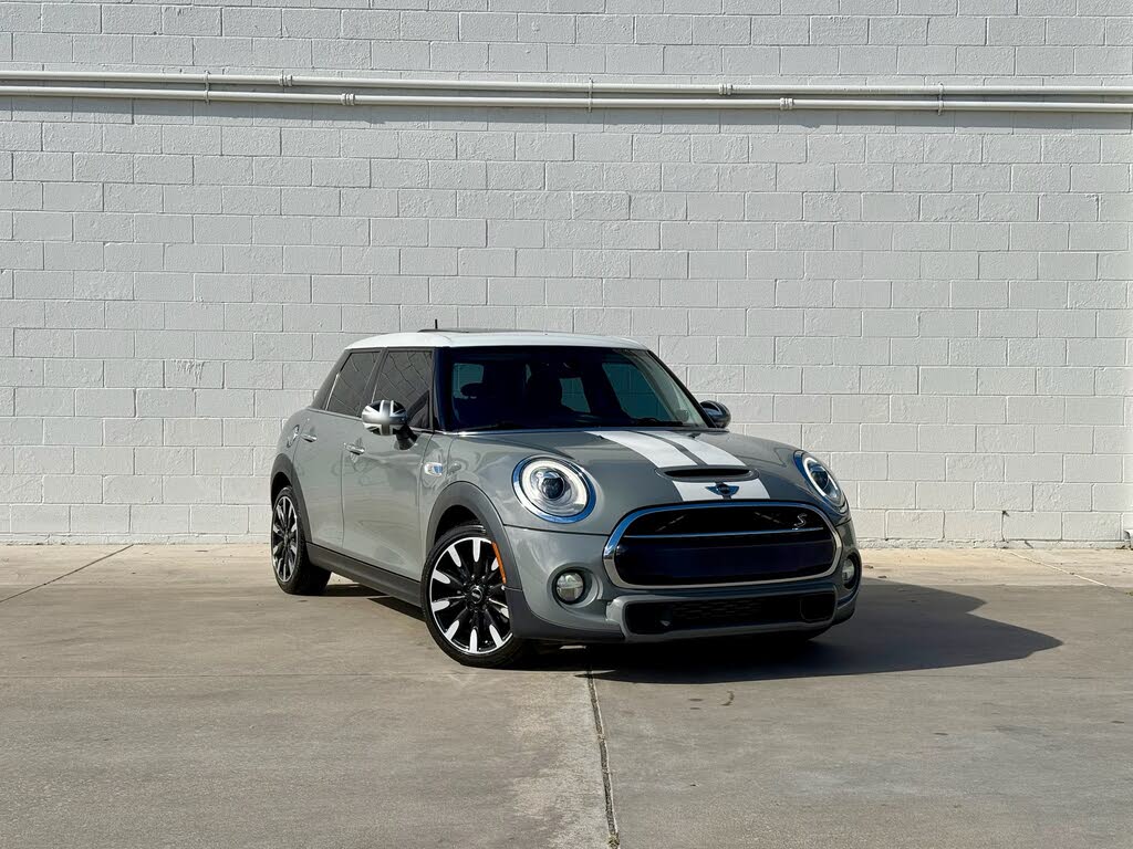 2017 MINI Cooper S 4-Door Hatchback FWD