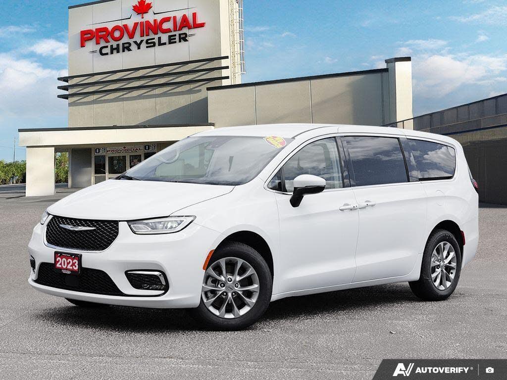 Chrysler Pacifica Touring L AWD 2023