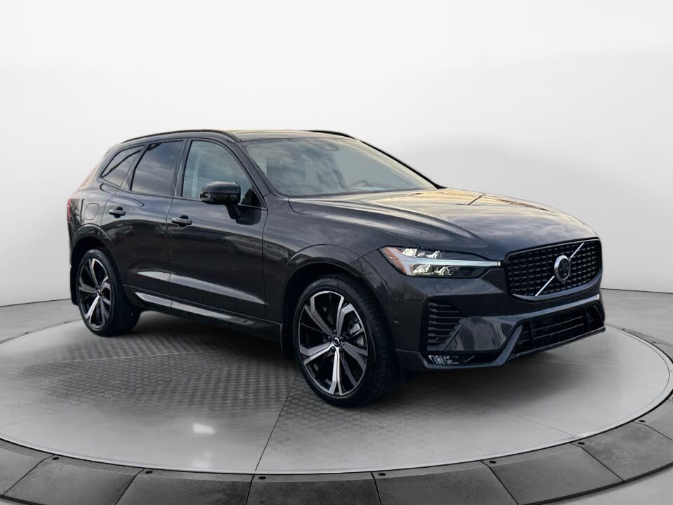 2023 Volvo XC60 B6 Ultimate Dark Theme AWD