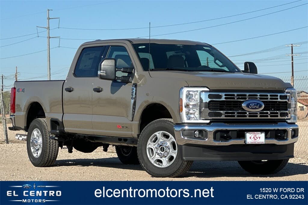 2026 Ford F-250 Super Duty XLT Crew Cab 4WD