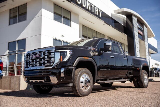 2026 GMC Sierra 3500HD Denali Crew Cab 4WD
