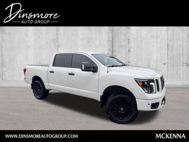 2018 Nissan Titan SV Crew Cab 4WD