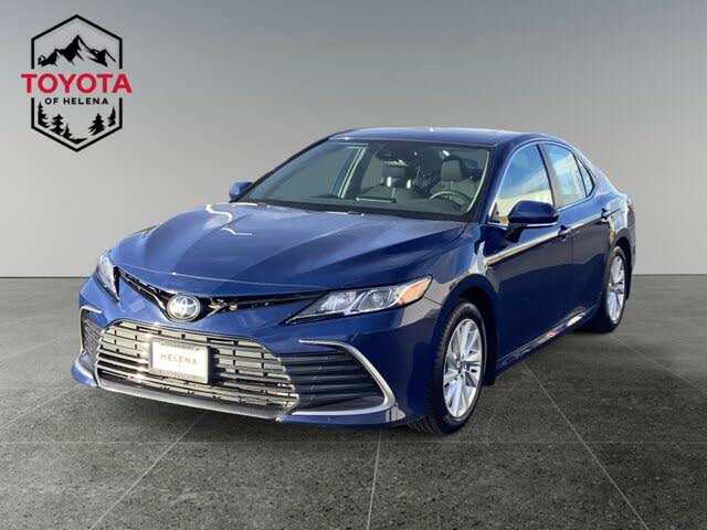 2024 Toyota Camry LE FWD