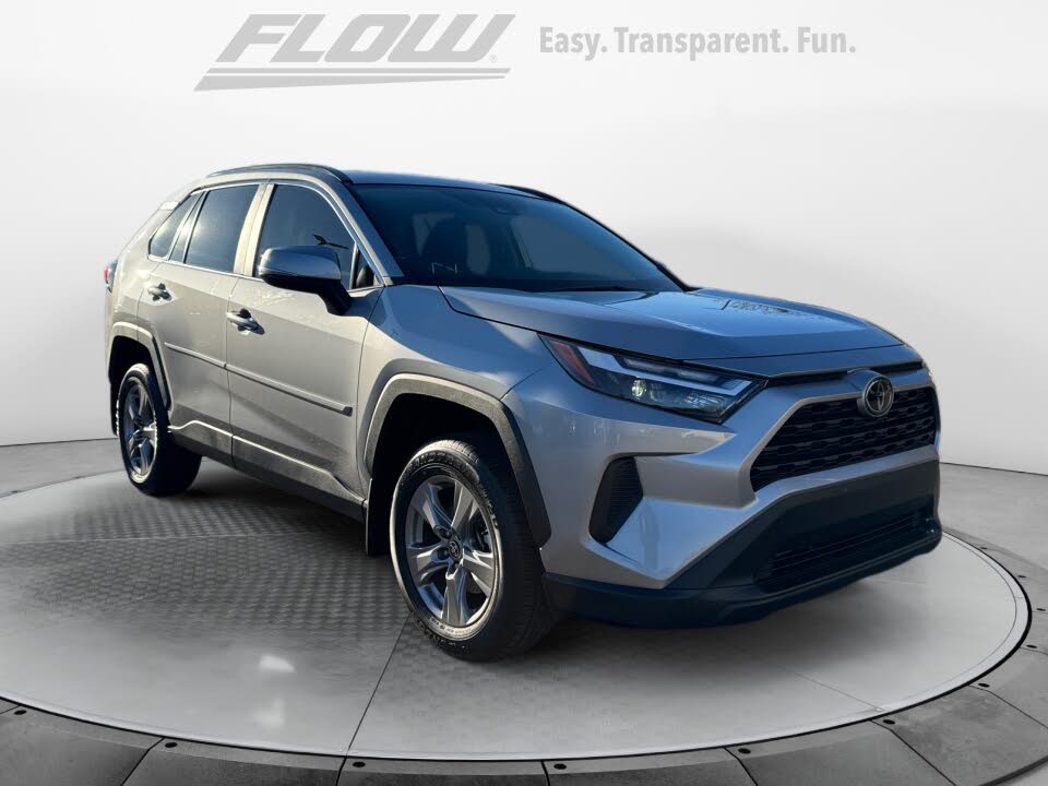 2024 Toyota RAV4 XLE FWD