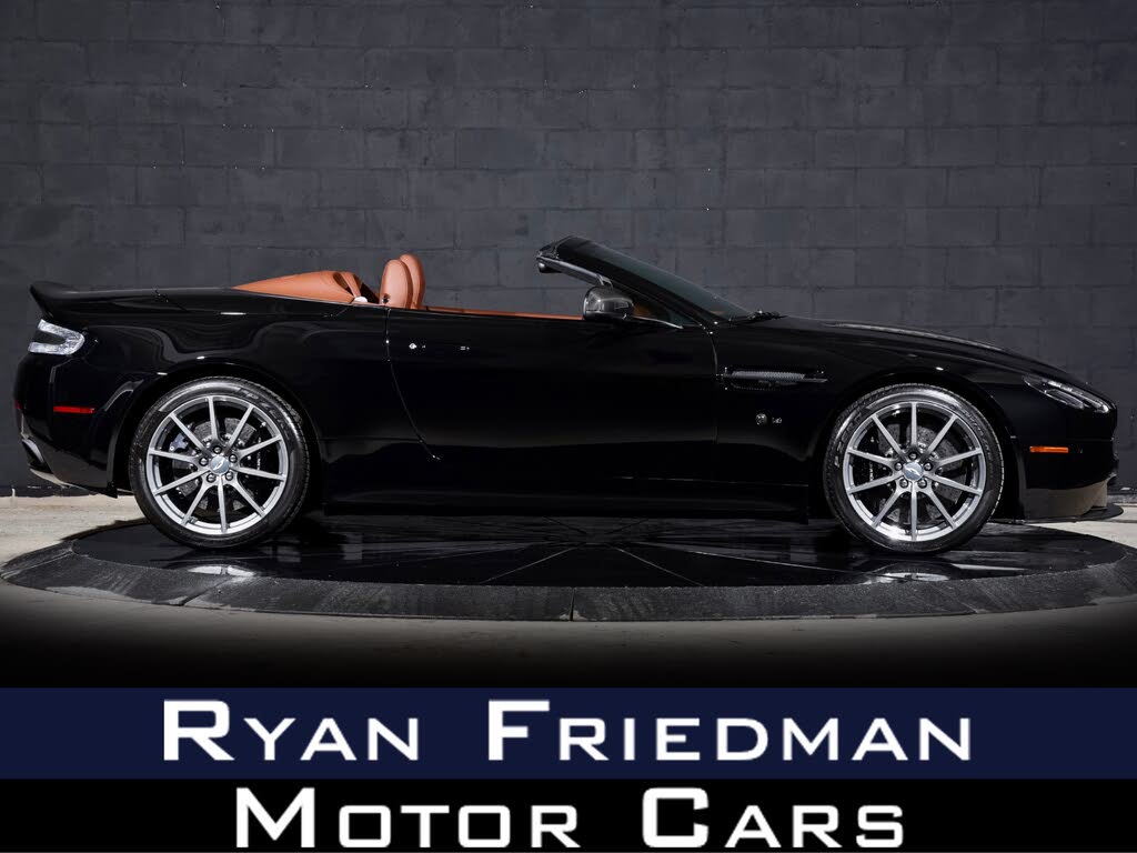 2017 Aston Martin V12 Vantage S Roadster RWD